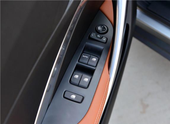 宝骏510 2019款 1.5L 自动优享型 国V 车厢座椅   门窗控制