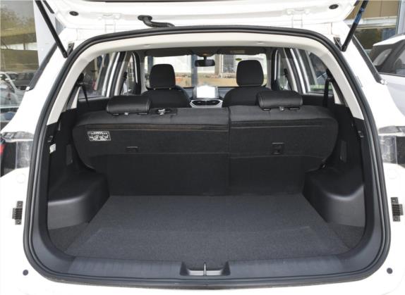宝骏510 2019款 1.5L 自动乐享型 国V 车厢座椅   后备厢