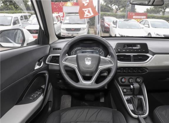 宝骏510 2019款 1.5L CVT劲享型 国VI 中控类   驾驶位