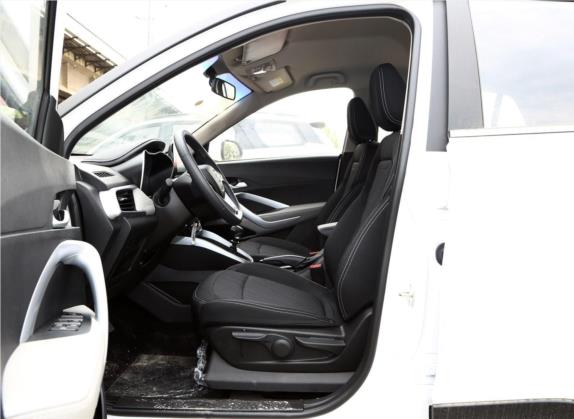 宝骏510 2019款 1.5L 手动乐享型73kW 国VI 车厢座椅   前排空间