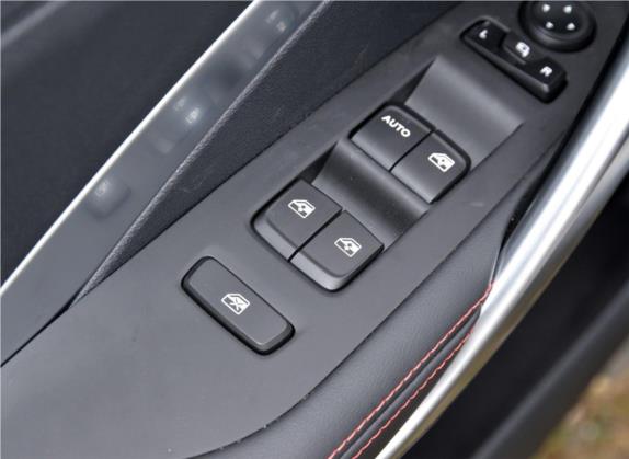 宝骏510 2019款 1.5L 手动优享型73kW 国VI 车厢座椅   门窗控制