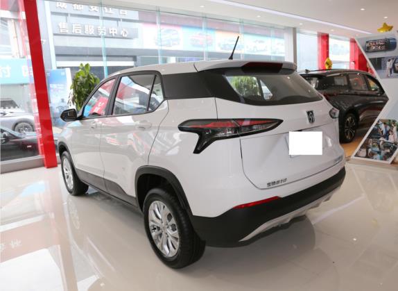 宝骏510 2021款 1.5L CVT畅享型 外观   斜后