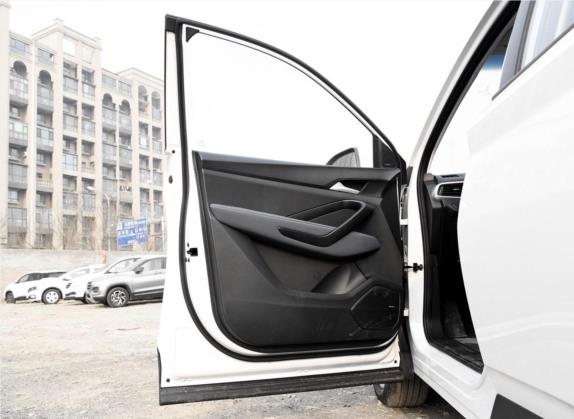 宝骏530 2018款 1.5T 手动舒适型 国V 车厢座椅   前门板