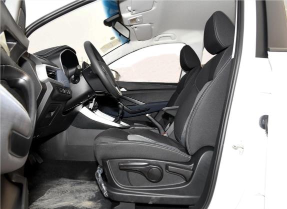 宝骏530 2018款 1.5T 手动精英型 国V 车厢座椅   前排空间