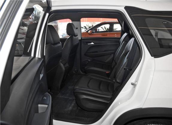 宝骏530 2020款 1.5T CVT豪华互联型 6座 车厢座椅   后排空间