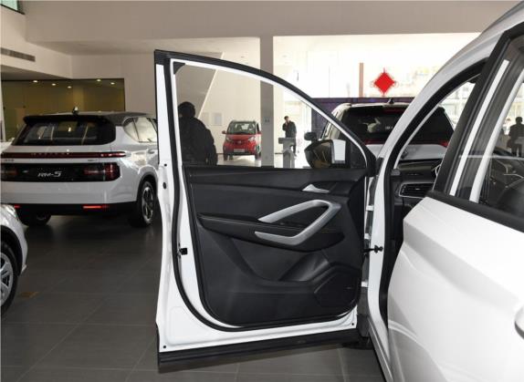 宝骏530 2020款 1.5T CVT豪华互联型 6座 车厢座椅   前门板