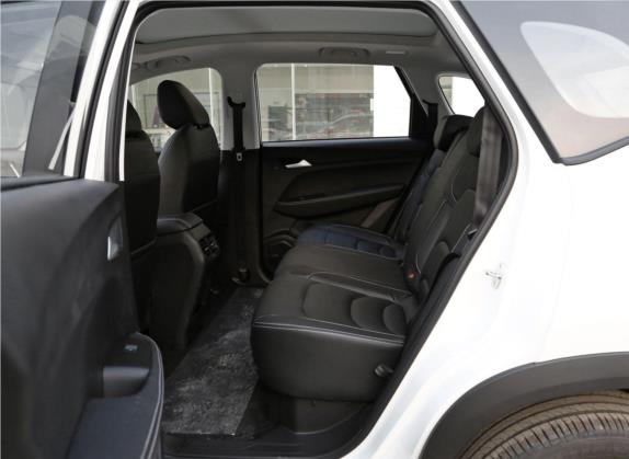 宝骏530 2020款 1.5T CVT尊贵互联型 5座 车厢座椅   后排空间