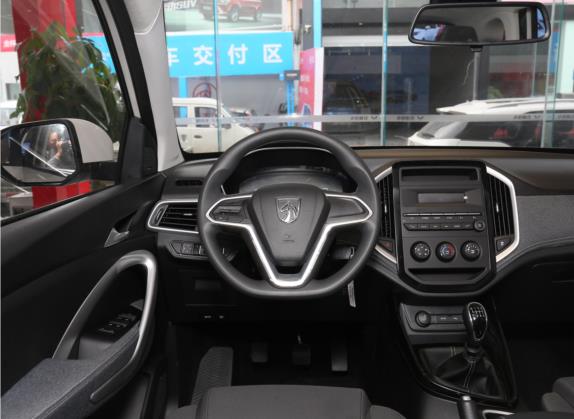 宝骏530 2021款 全球车周年纪念版 1.5T 手动舒适型 6座 中控类   驾驶位