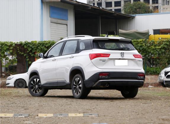 宝骏530 2021款 全球车周年纪念版 1.5T 手动豪华型 6座 外观   斜后