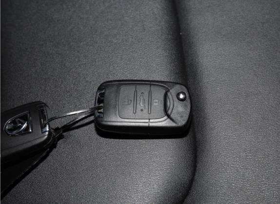 宝骏530 2021款 全球车周年纪念版 1.5T 手动尊贵型 7座 其他细节类   钥匙