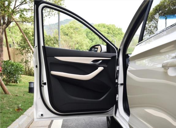 宝骏360 2018款 1.5L 手动豪华型 国V 车厢座椅   前门板