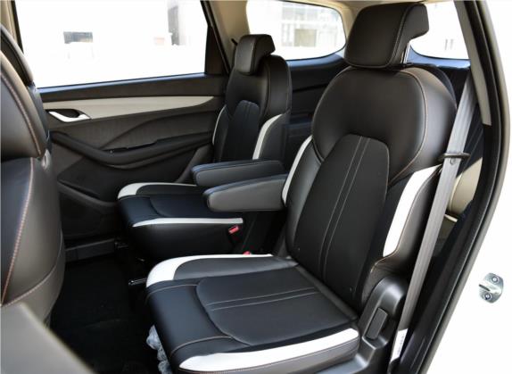 宝骏360 2019款 1.5L CVT豪华型 国VI 车厢座椅   后排空间