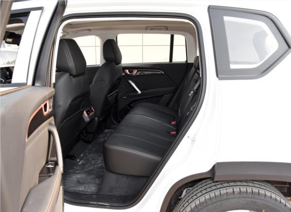 宝骏RS-5 2019款 1.5T CVT智能驾控尊贵版 国V 车厢座椅   后排空间