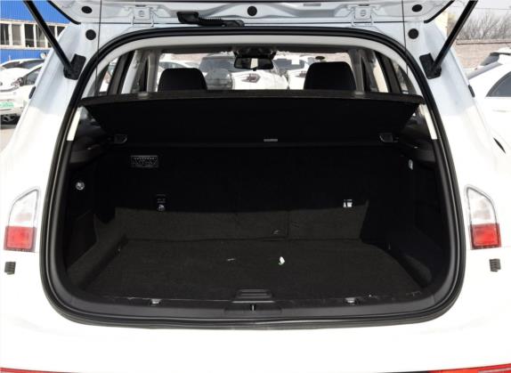 宝骏RS-5 2019款 1.5T CVT智能驾控尊贵版 国V 车厢座椅   后备厢