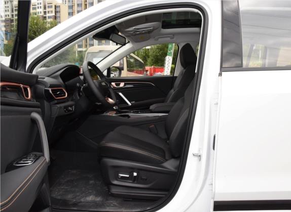 宝骏RS-5 2019款 1.5T CVT智能驾控尊贵版 国VI 车厢座椅   前排空间
