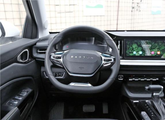 宝骏RM-5 2019款 1.5T CVT 24小时在线精英型 5座 中控类   驾驶位