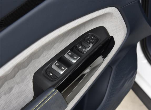 宝骏RM-5 2019款 1.5T CVT 24小时在线豪华型 6座 车厢座椅   门窗控制