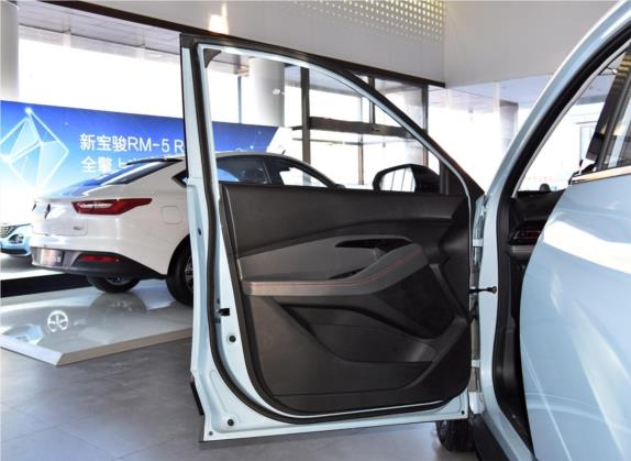 宝骏RS-3 2020款 1.5L 手动24小时在线豪华型 车厢座椅   前门板