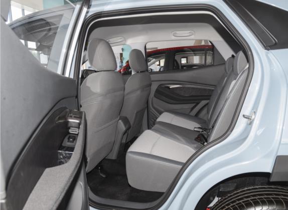 宝骏RS-3 2020款 1.5L 手动智能舒适型 车厢座椅   后排空间