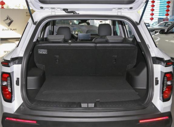 宝骏RS-3 2020款 1.5L 手动智能精英型 车厢座椅   后备厢