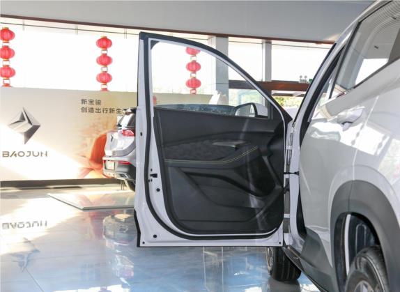 宝骏RS-3 2020款 1.5L 手动智能精英型 车厢座椅   前门板
