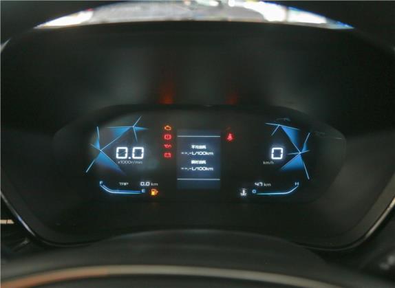 宝骏RS-3 2020款 1.5L 手动智能精英型 中控类   仪表盘