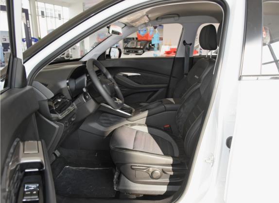 宝骏RS-3 2020款 1.5L CVT智能精英型 车厢座椅   前排空间