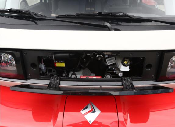 宝骏KiWi EV 2021款 设计师 磷酸铁锂 其他细节类   发动机舱