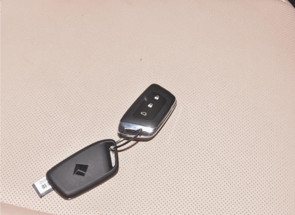 宝骏KiWi EV 2021款 高定版时髦金 磷酸铁锂 其他细节类   钥匙