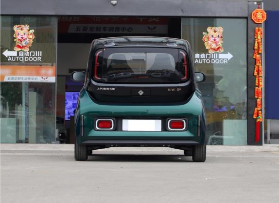宝骏KiWi EV 2022款 设计师轻享版 磷酸铁锂 外观   正后