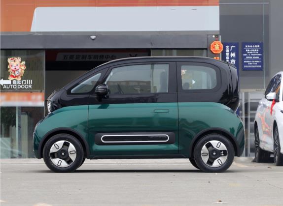 宝骏KiWi EV 2022款 设计师轻享版 磷酸铁锂 外观   正侧