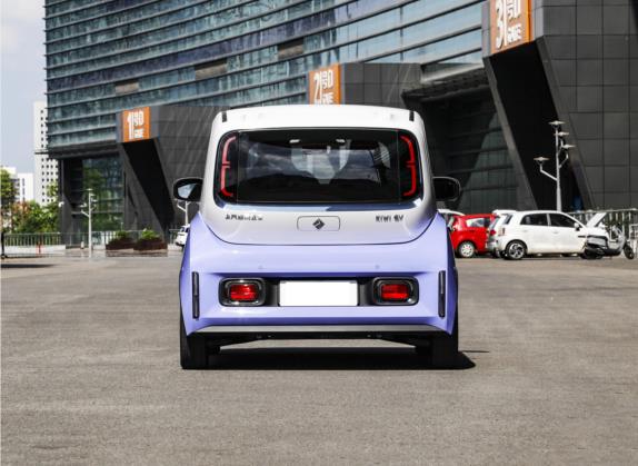 宝骏KiWi EV 2023款 大疆版 磷酸铁锂 外观   正后