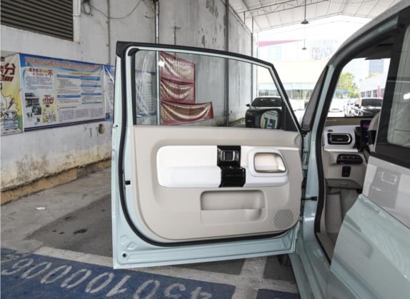 宝骏KiWi EV 2023款 智奢版 三元锂 车厢座椅   前门板