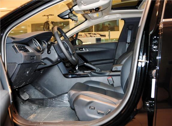 标致508 2012款 2.0L 自动智享版 车厢座椅   前排空间