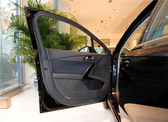 标致508 2012款 2.0L 自动智享版 车厢座椅   前门板