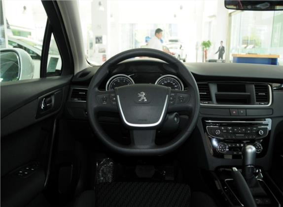 标致508 2012款 2.0L 自动天窗经典版 中控类   驾驶位