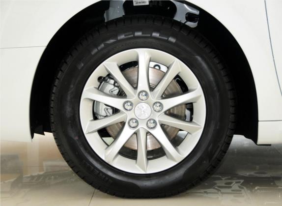标致508 2012款 2.0L 自动天窗经典版 其他细节类   前轮