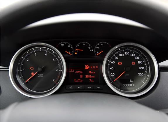 标致508 2015款 2.0L 自动致逸版 中控类   仪表盘