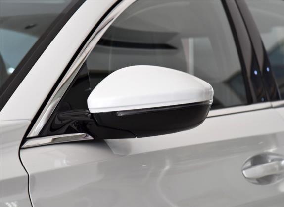 标致508 2019款 508L 400THP PureTech 驾控版 国VI 外观细节类   外后视镜
