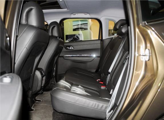 标致3008 2013款 1.6THP 自动潮流版 车厢座椅   后排空间