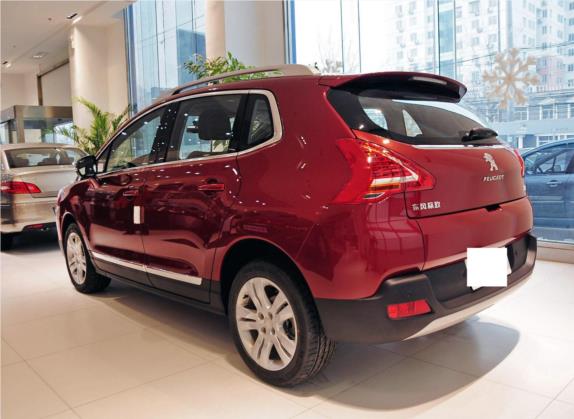 标致3008 2013款 2.0L 自动潮流版 外观   斜后