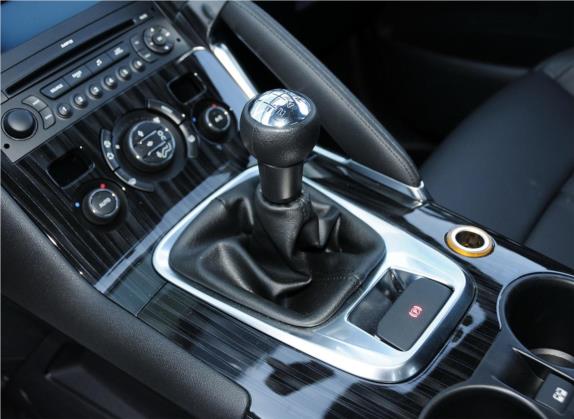 标致3008 2013款 2.0L 手动潮流版 中控类   挡把