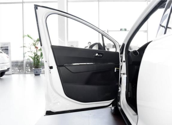 标致3008 2015款 1.6THP 自动潮流版 车厢座椅   前门板