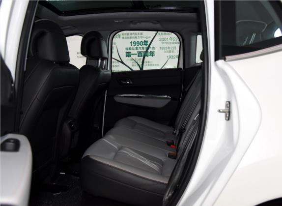 标致3008 2015款 1.6THP 罗兰·加洛斯版 车厢座椅   后排空间