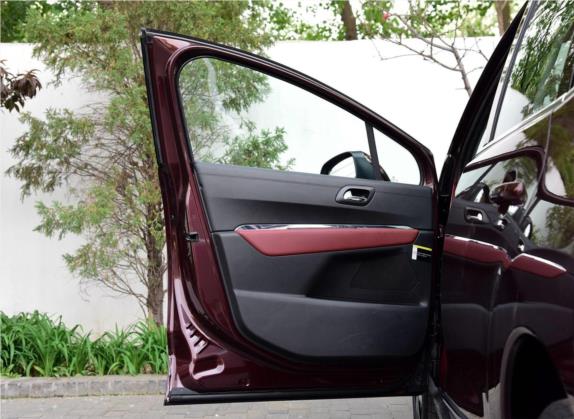 标致3008 2016款 1.6THP 自动至尚版 车厢座椅   前门板