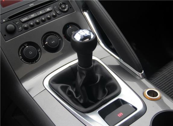 标致3008 2016款 2.0L 手动经典版 中控类   挡把