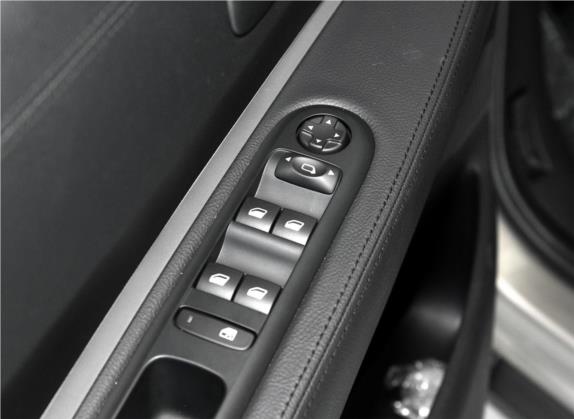 标致3008 2018款 350THP 自动经典版 车厢座椅   门窗控制