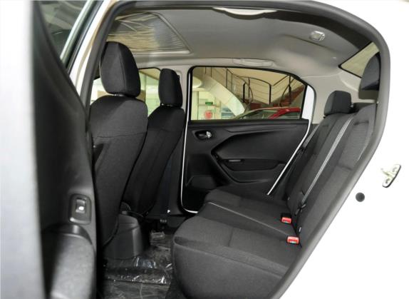 标致301 2014款 1.6L 手动豪华版 车厢座椅   后排空间