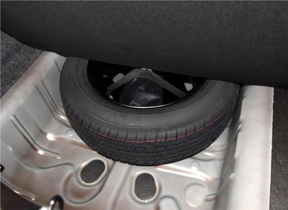 标致301 2014款 1.6L 手动舒适版CNG 其他细节类   备胎
