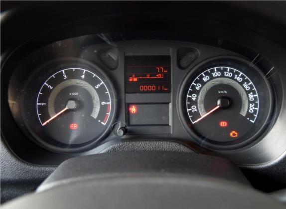 标致301 2016款 1.6L 手动舒适版 中控类   仪表盘